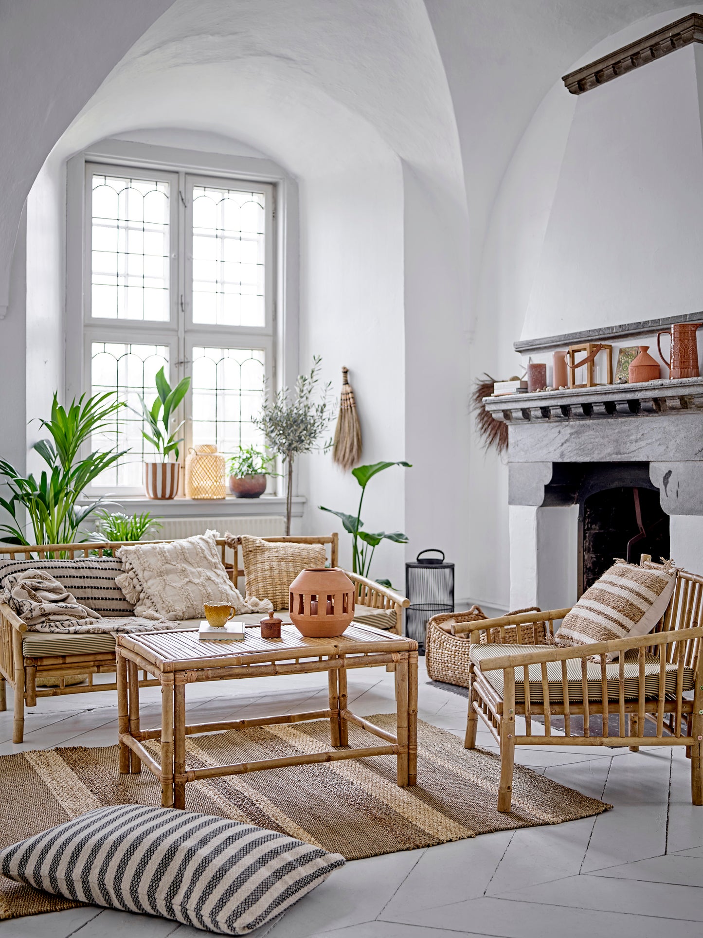 Cilindric Black Bamboo Lantern