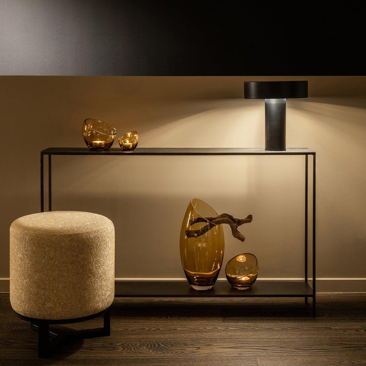 Black Metal Table Lamp