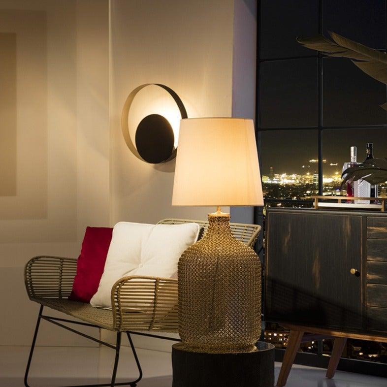 Black Metal Wall Lamp