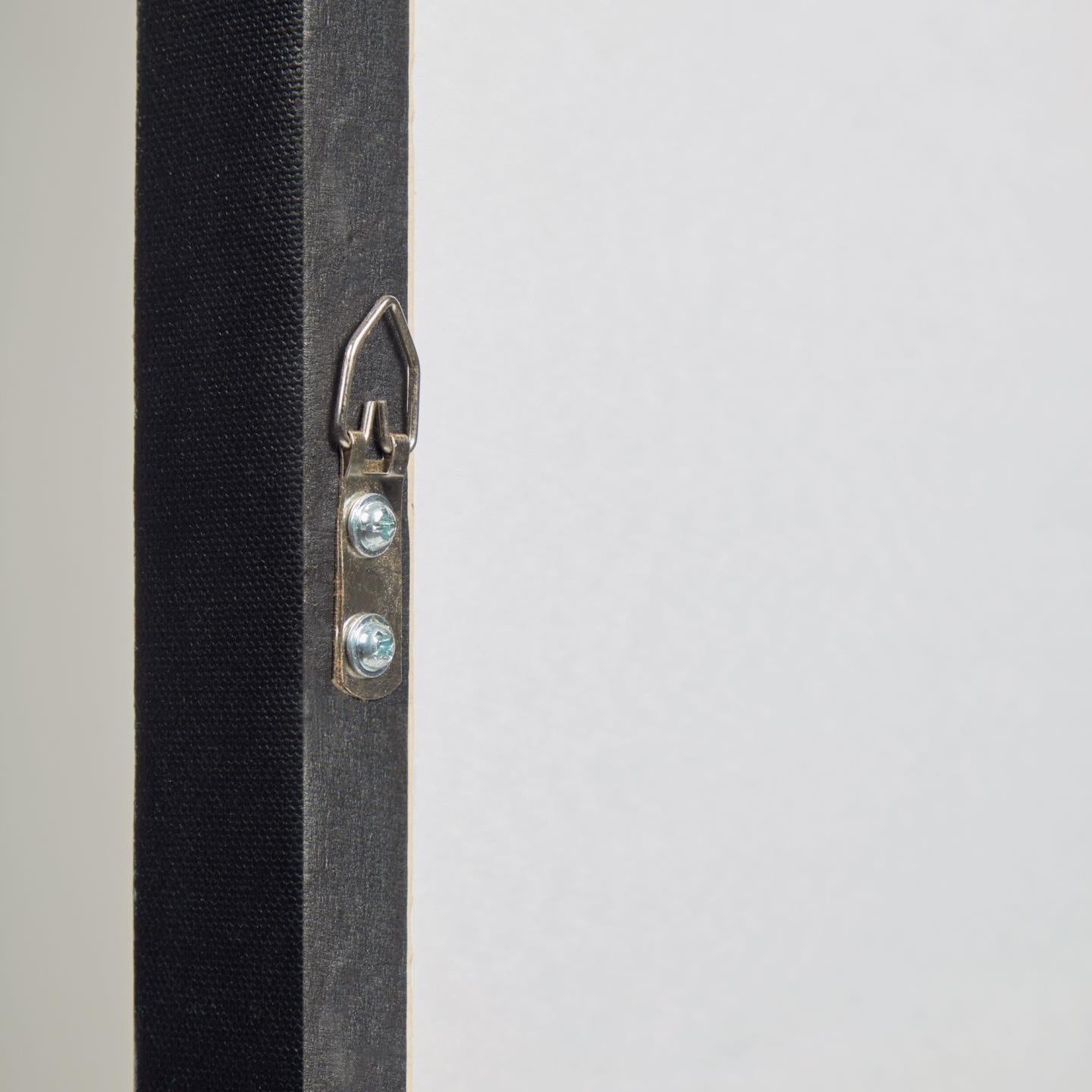 Black & White Canvas