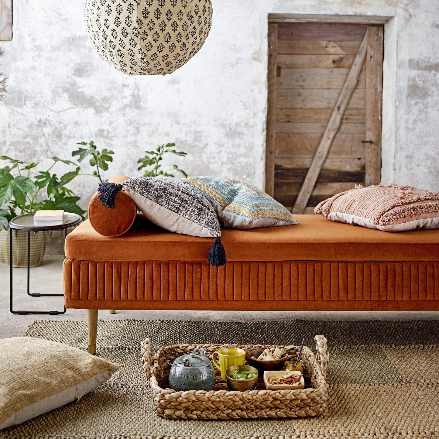 Ceramic Teapot W/ Teastrainer