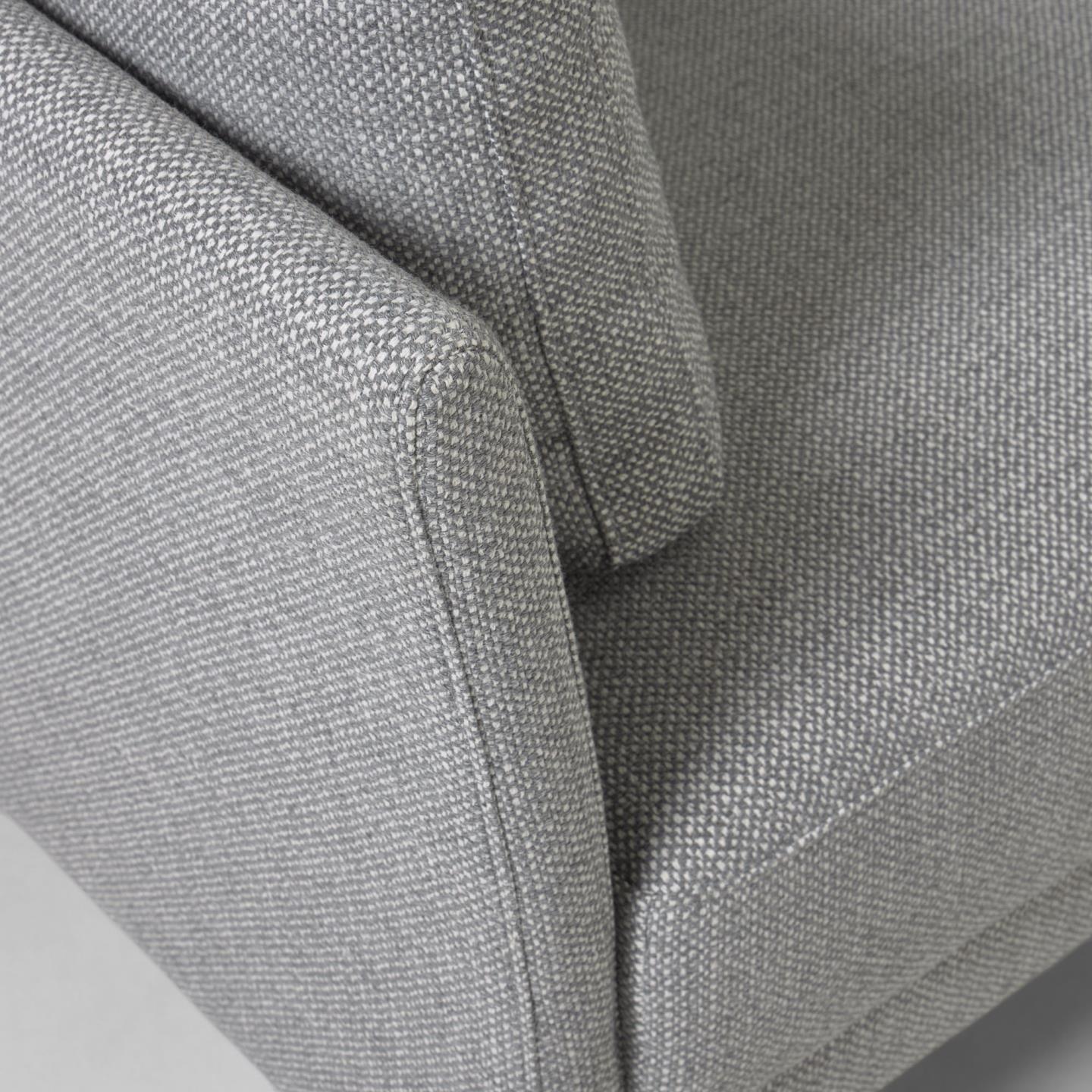 Grey Fabric Sofa W/ Chaise Longue