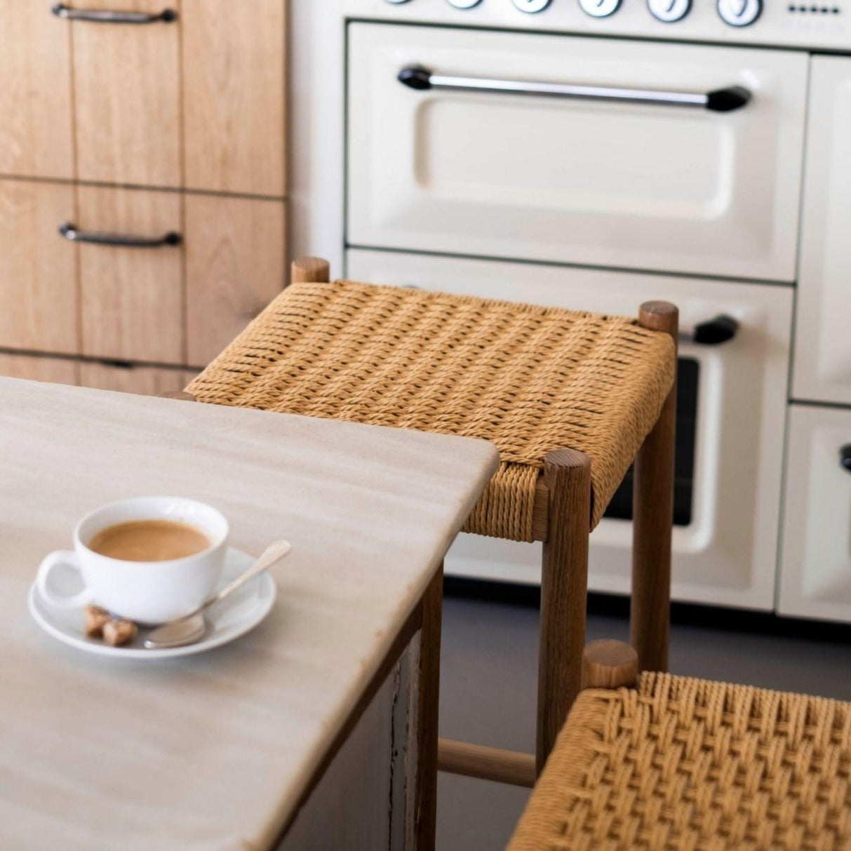 Nature Oak Wood Bar Stool