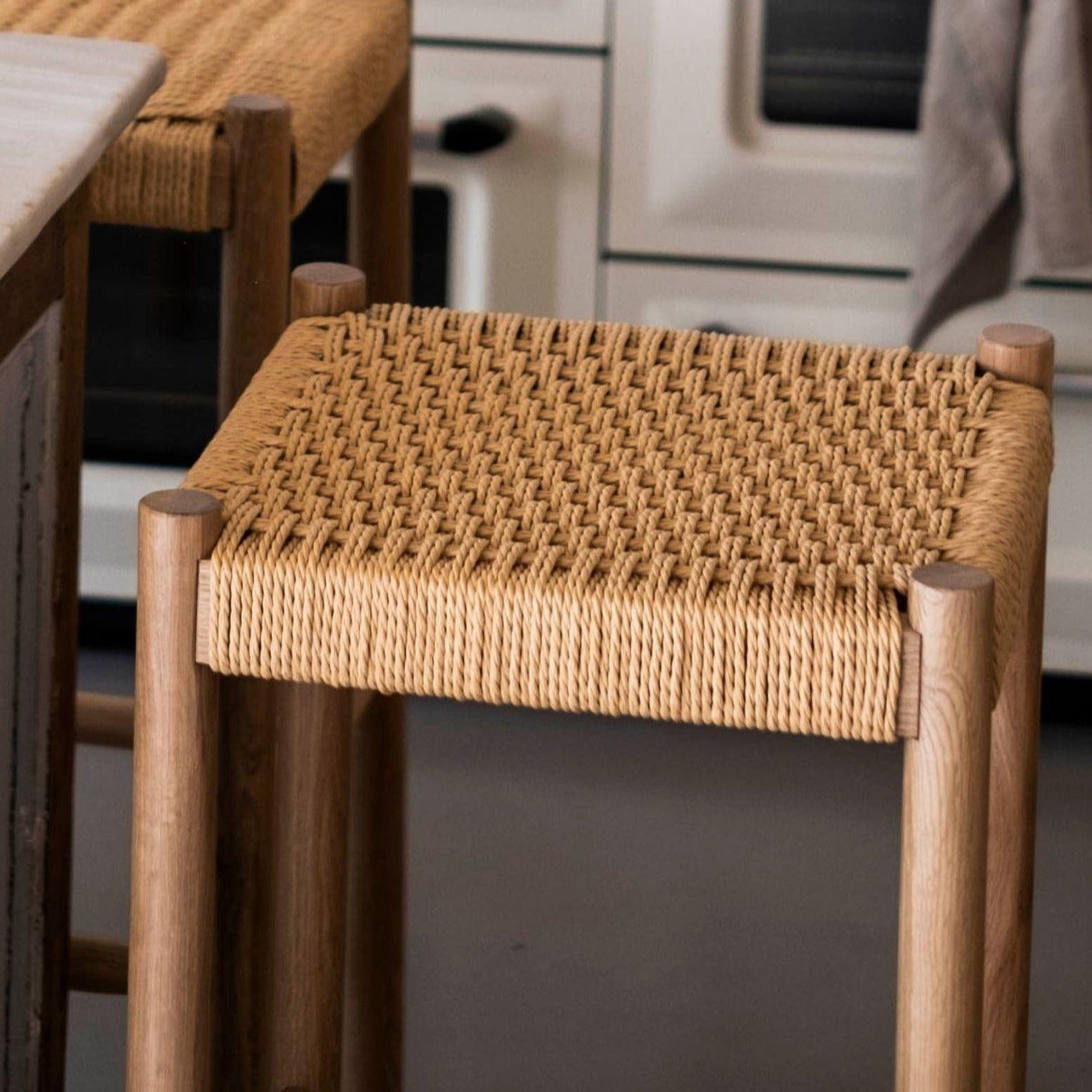 Nature Oak Wood Bar Stool