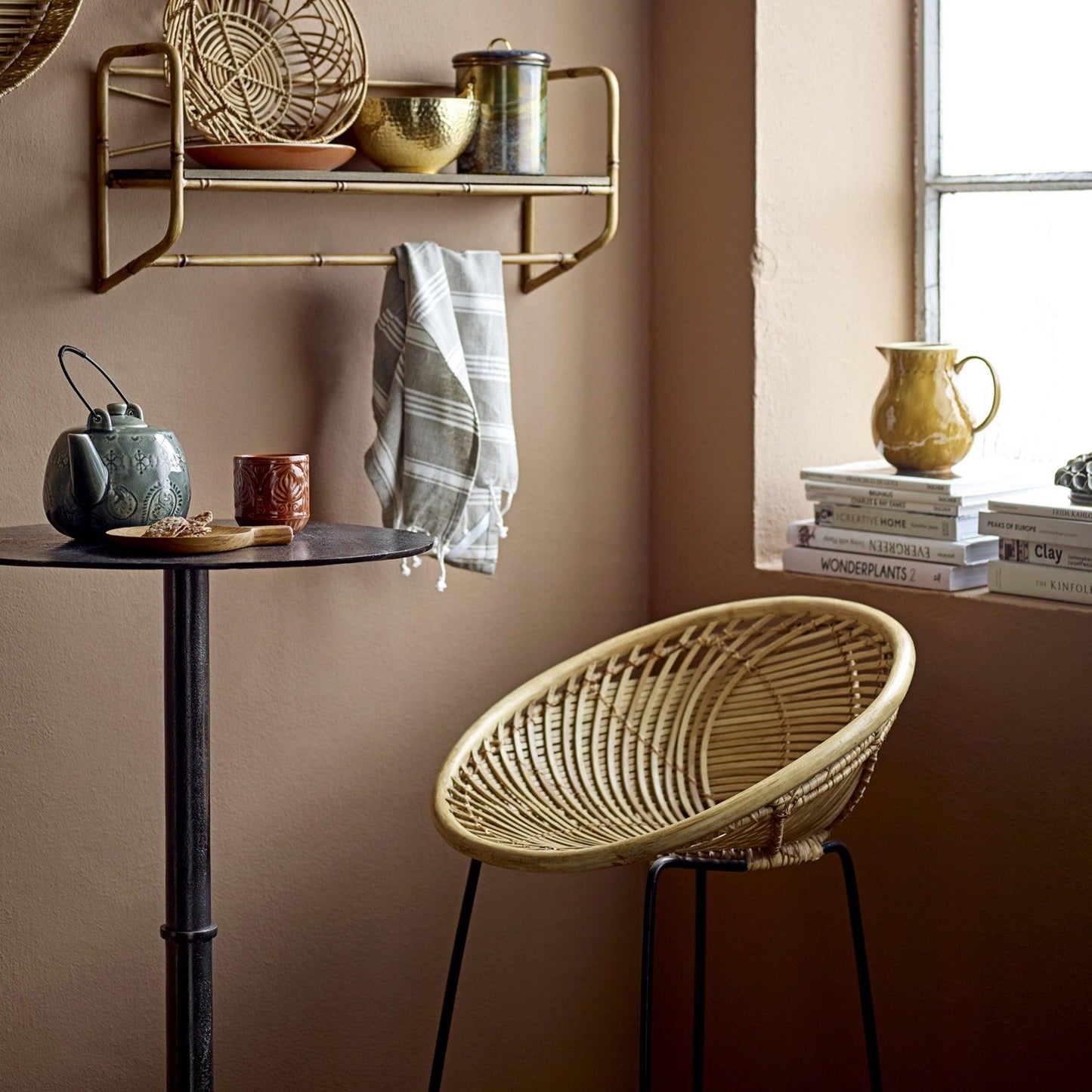 Nature Rattan Bar Stool