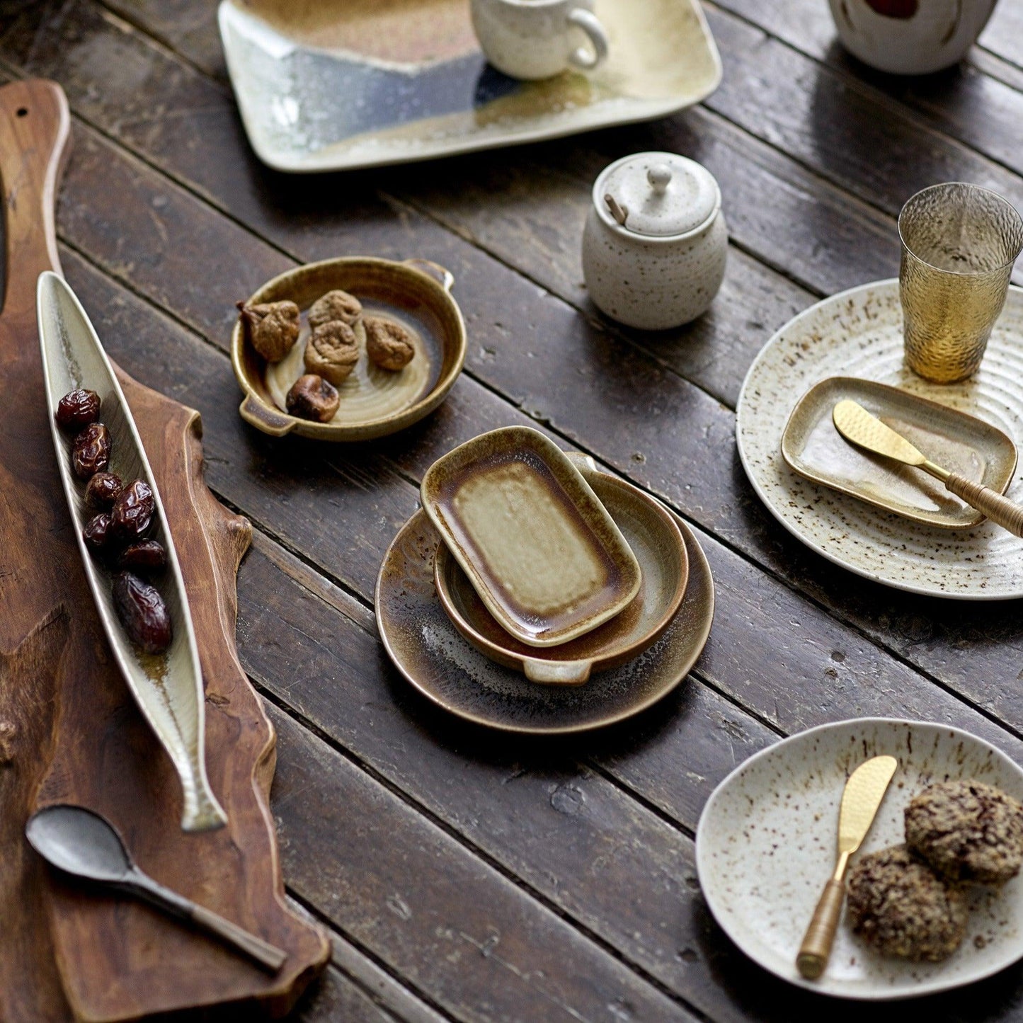 White Ceramic Plate Set (x6)