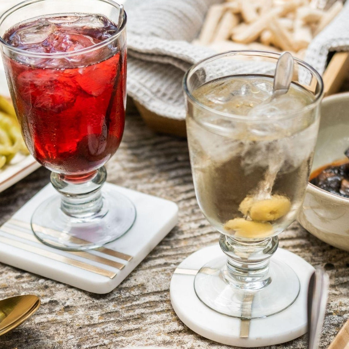 White Marble Coasters Set (x4)