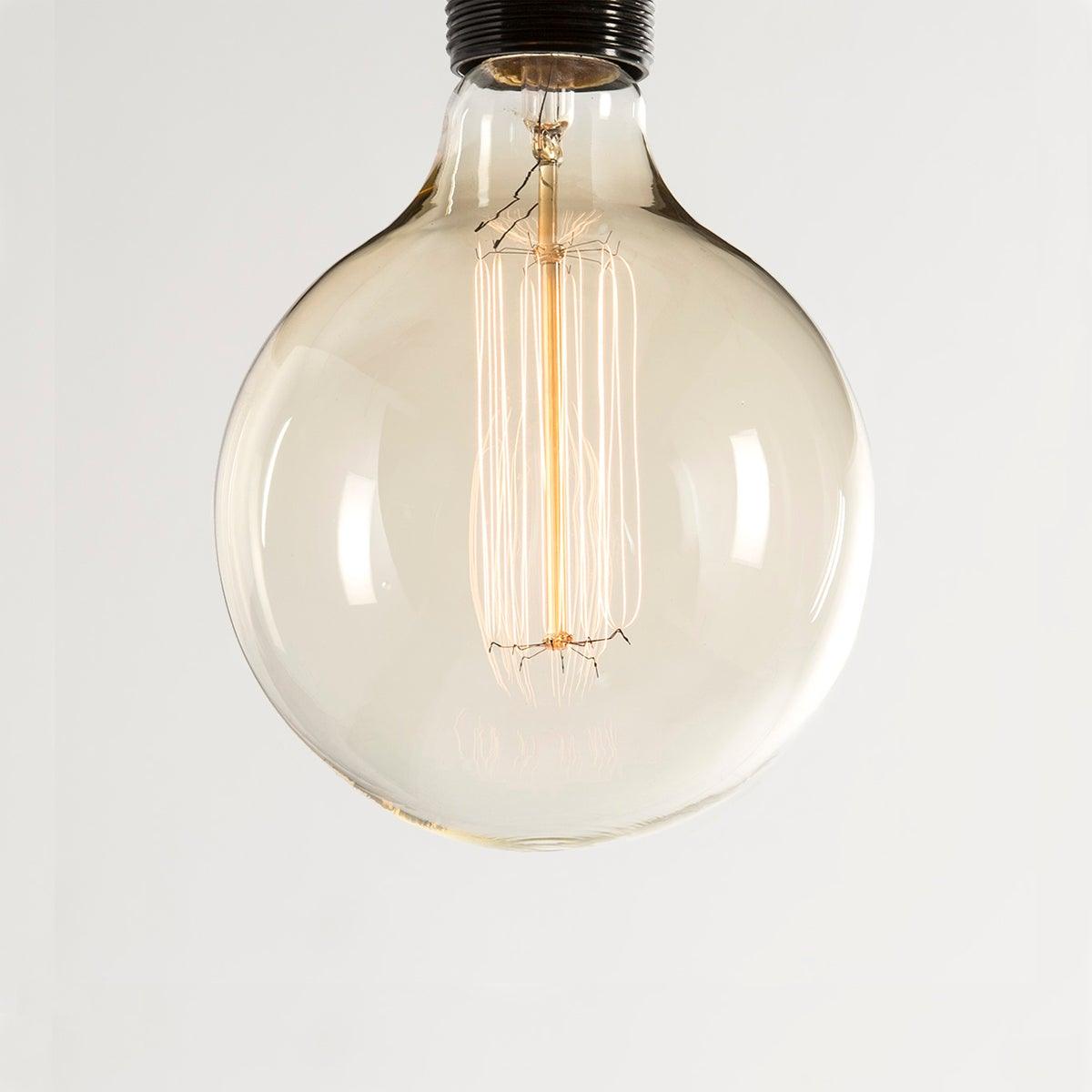 Round Light Bulb W/Filaments